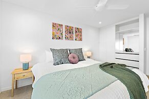 Crystal Shores Sunshine Beach