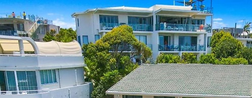 Crystal Shores Sunshine Beach