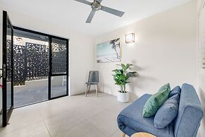 Crystal Shores Sunshine Beach