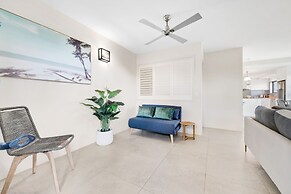 Crystal Shores Sunshine Beach