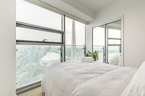Sky Home with Stunning View of Toronto and Lake Ontario