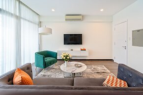 Saigon Skyline Suite in Central District 1