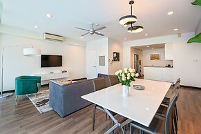 Saigon Skyline Suite in Central District 1