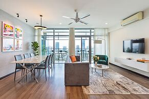 Saigon Skyline Suite in Central District 1