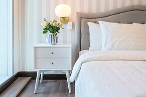 Saigon Skyline Suite in Central District 1