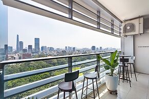 Saigon Skyline Suite in Central District 1