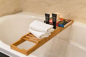 Saigon Skyline Suite in Central District 1