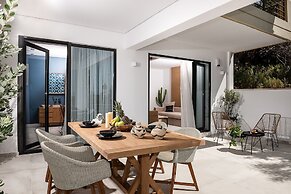 Blue Island Luxury Apartment