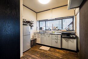 Classic Japan Living Kikuya