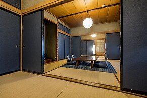 Classic Japan Living Kikuya