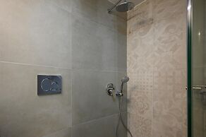 Pennys House - 2 Separate Apartments