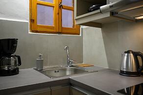 Pennys House - 2 Separate Apartments