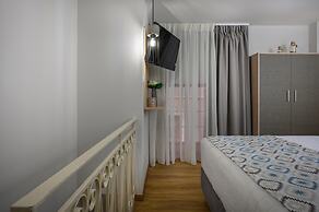 Pennys House - 2 Separate Apartments