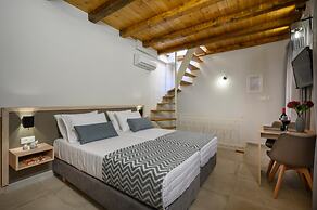 Pennys House - 2 Separate Apartments