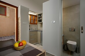 Pennys House - 2 Separate Apartments