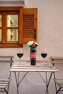 Pennys House - 2 Separate Apartments