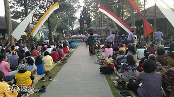 Rumah Singgah Peziarah Ganjuran