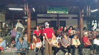 Rumah Singgah Peziarah Ganjuran