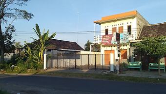 Rumah Singgah Peziarah Ganjuran