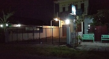 Rumah Singgah Peziarah Ganjuran