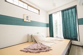 Back to 90s American Style House