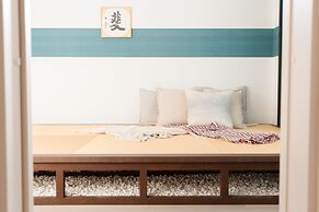 Back to 90s American Style House