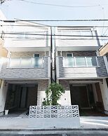 Back to 90s American Style House