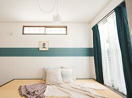 Back to 90s American Style House