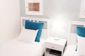 Back to 90s American Style House