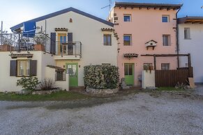 Torre River Apartments -Udine- Independent Entrance
