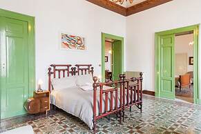 La terrazza sulla Chiesa di San Francesco d'Assisi