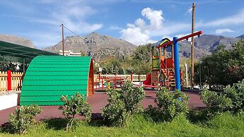 Kritamos Beach Apartments