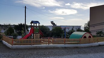 Kritamos Beach Apartments