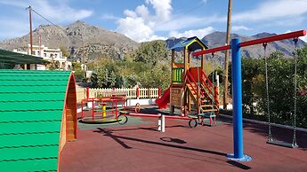 Kritamos Beach Apartments