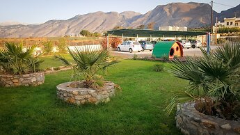 Kritamos Beach Apartments