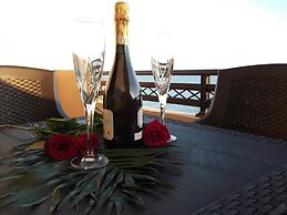 Kritamos Beach Apartments