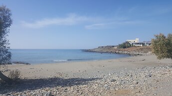 Kritamos Beach Apartments
