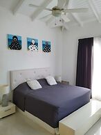 B&B Curacao nv