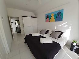B&B Curacao nv