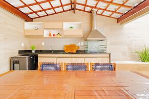 GB07 Otima Casa 4 Suites em Guarajuba