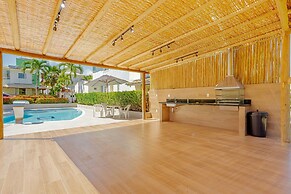 GB07 Otima Casa 4 Suites em Guarajuba