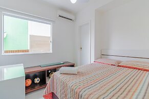 GB07 Otima Casa 4 Suites em Guarajuba