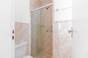 GB07 Otima Casa 4 Suites em Guarajuba