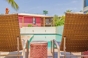 IT03 Bangalo Duplex 3 Suites Pe na Areia