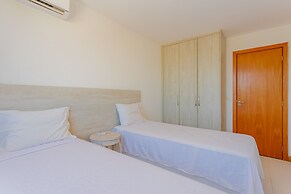 IT03 Bangalo Duplex 3 Suites Pe na Areia