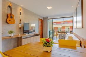 IT03 Bangalo Duplex 3 Suites Pe na Areia