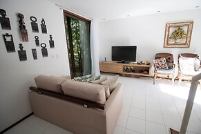 IT04 Bangalo Duplex 3 Suítes Pe na Areia