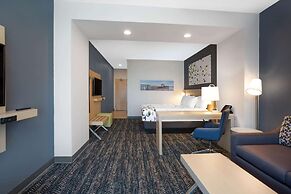 La Quinta Inn & Suites by Wyndham Manassas Va-Dulles Airport