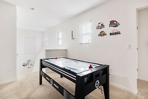 20 Mins. to Disney in Solterra Resort, 7-bed, Private Pool