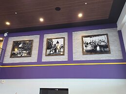 Dutch Wonderland Inn